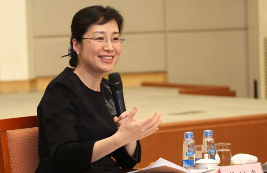 “《长相守》开播全能偶像李星辰本色出演小可爱素辉被赞搞笑担当”