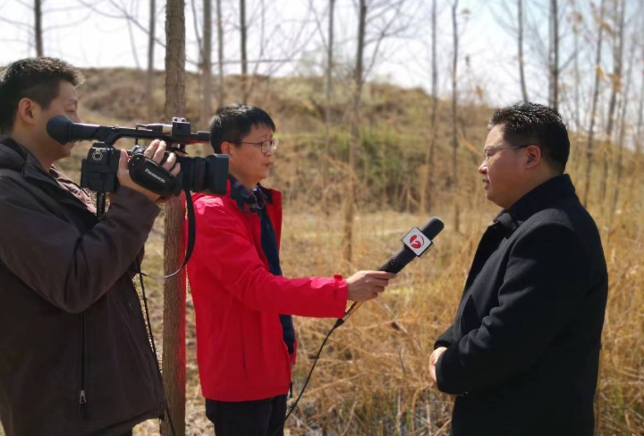 “星之传媒联合微视推出整个网络首部主播养成微剧《上头姐妹》”