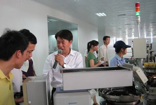 “热爱唱歌却因为演戏火了的演员张超”